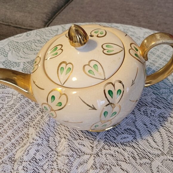 Vintage Ellgreave Teapot – Made in England (Pattern No. 2077) - Picture 2 of 4